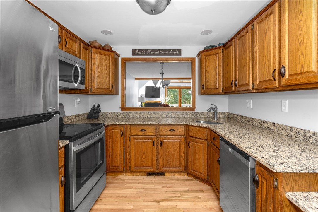 80 Fisher Road, Unit 2 Cumberland, RI 02864 - Photo 7 of 42
