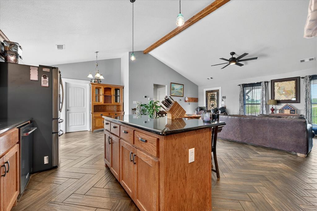 7145 Donald Road Krum, TX 76249 - Photo 14 of 35 Gallery Image 14
