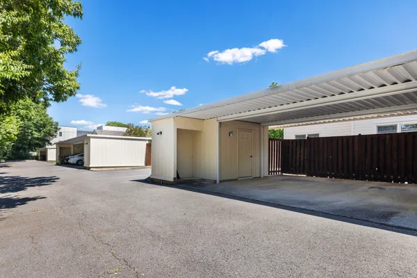 $2,600 | 4207 A Kirtland Road, Nashville, TN 37215