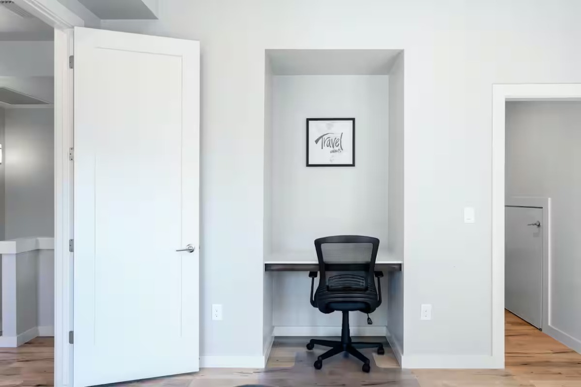 4314 Jinx Avenue, Unit A Austin, TX 78745 - Photo 34 of 40 a view of a workspace