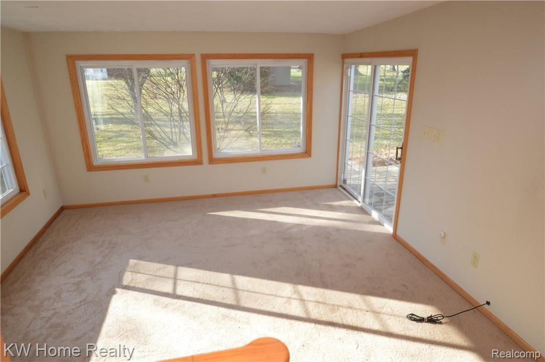 28035 Hawberry Road Farmington, MI 48331 - Photo 15 of 38 sunroom hawberry.JPG