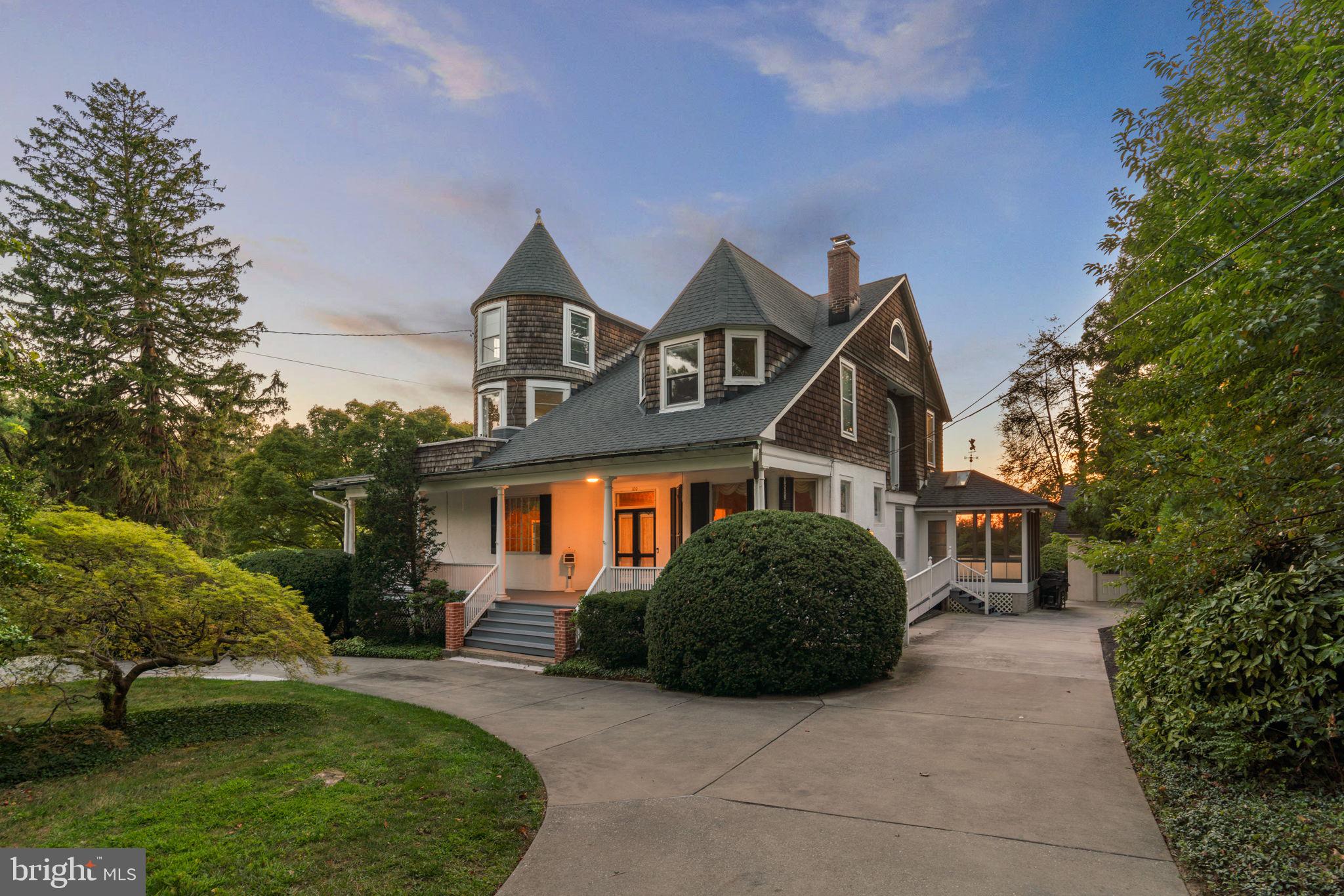 100 North Rolling Road Baltimore, MD 21228 - Photo 69 of 74 a front view of a house with a yard