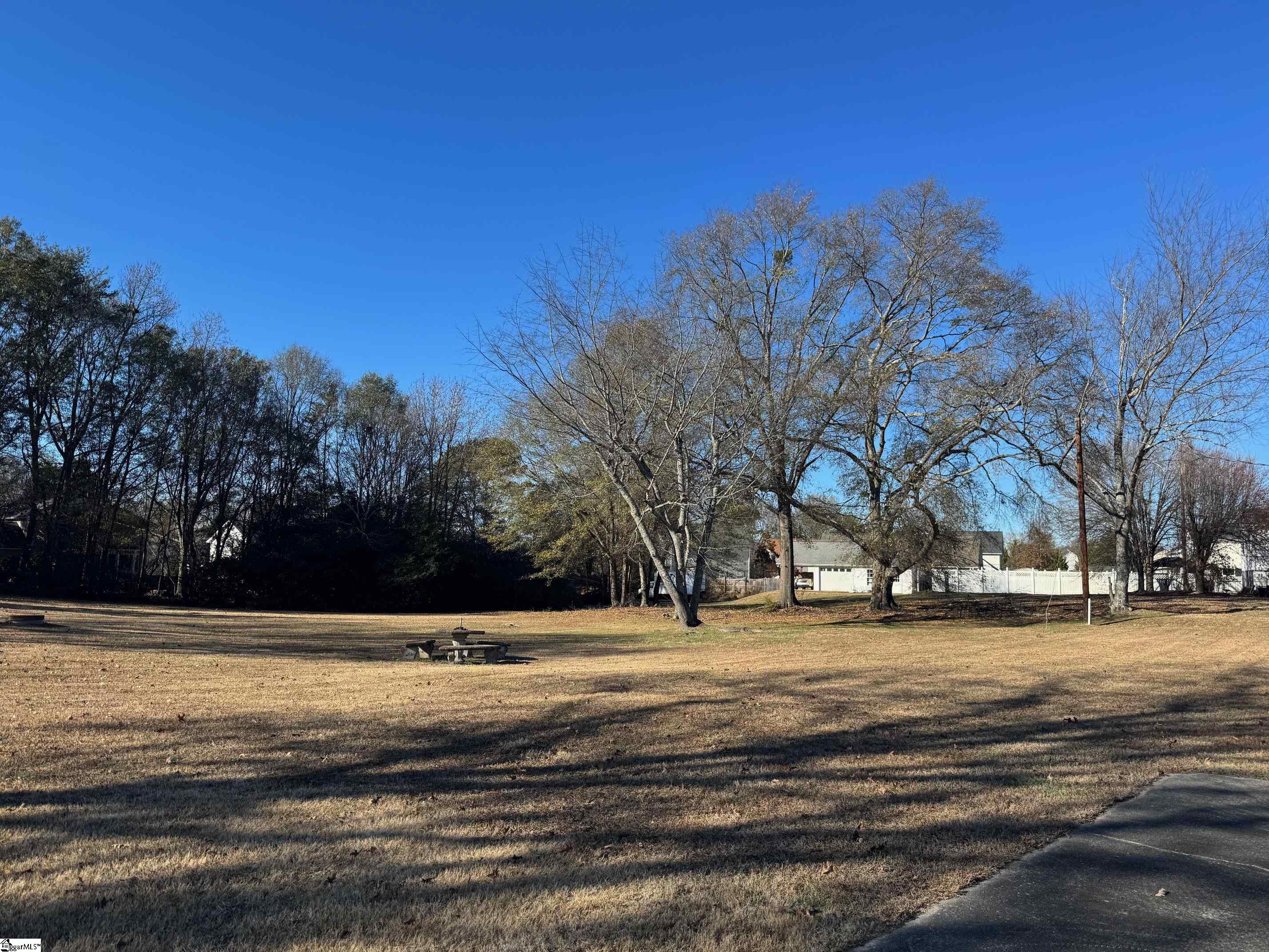 240 Jones Road Taylors, SC 29687 - Photo 15 of 22