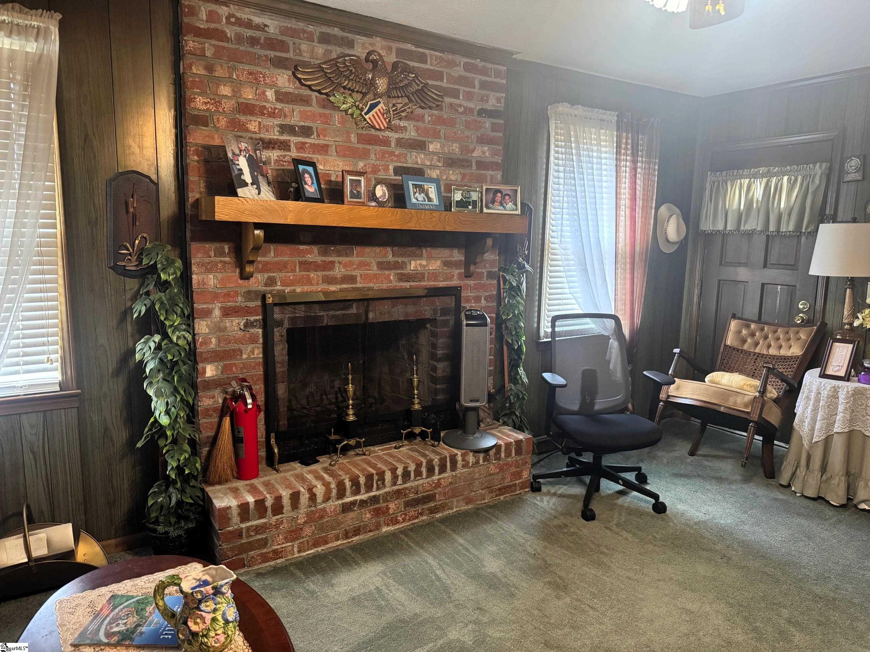 240 Jones Road Taylors, SC 29687 - Photo 2 of 22