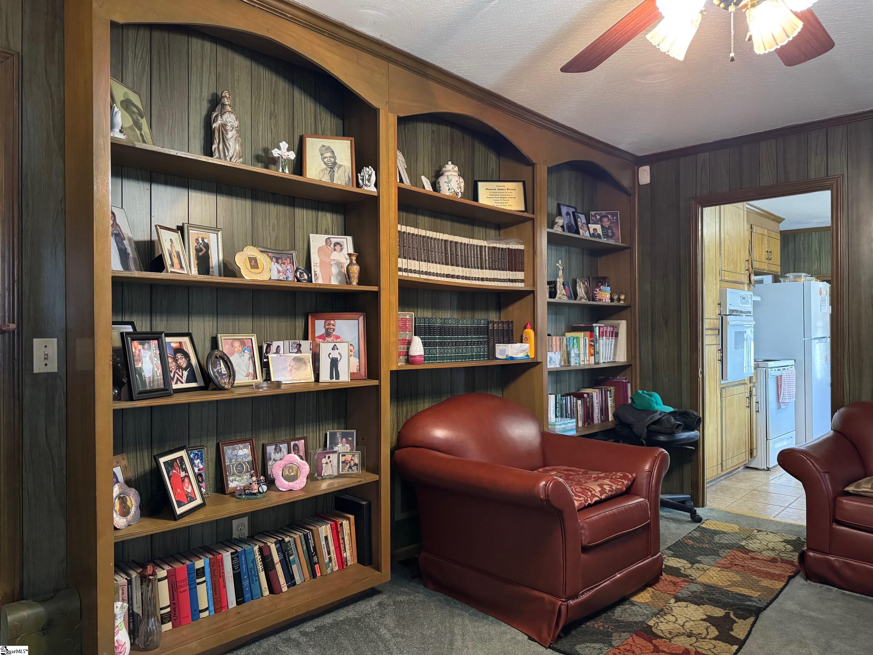 240 Jones Road Taylors, SC 29687 - Photo 3 of 22