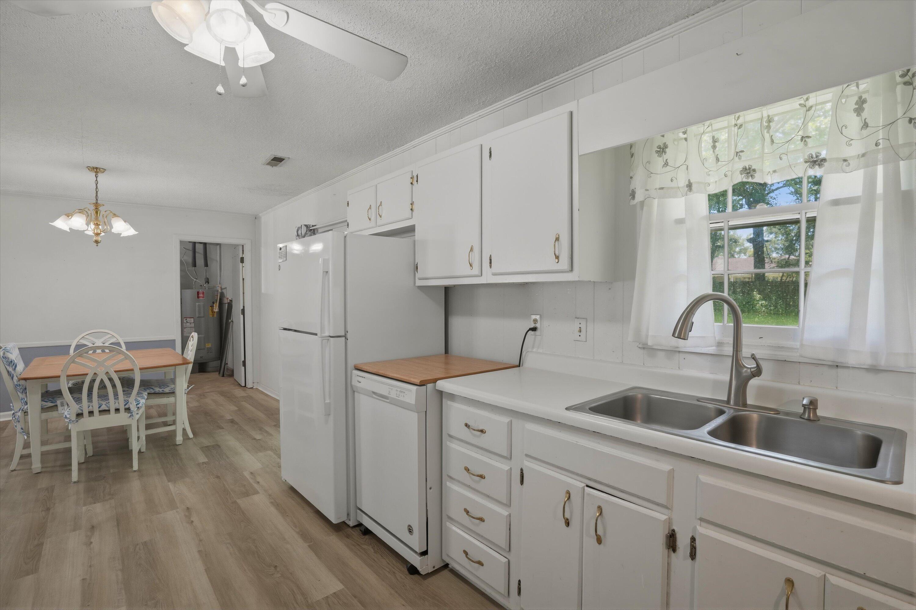 227 Farm Road Goose Creek, SC 29445 - Photo 11 of 36 kitchen