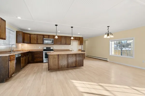 $799,000 | 27 Stillman Street, Framingham, MA 01702