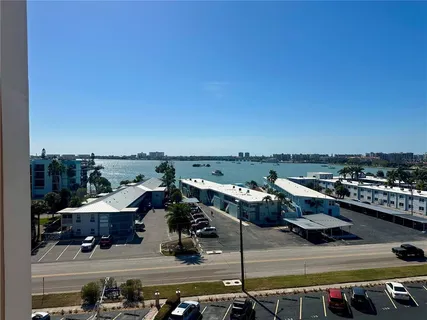 $133,499 | 1847 Shore Drive South, Unit 710, South Pasadena, FL 33707