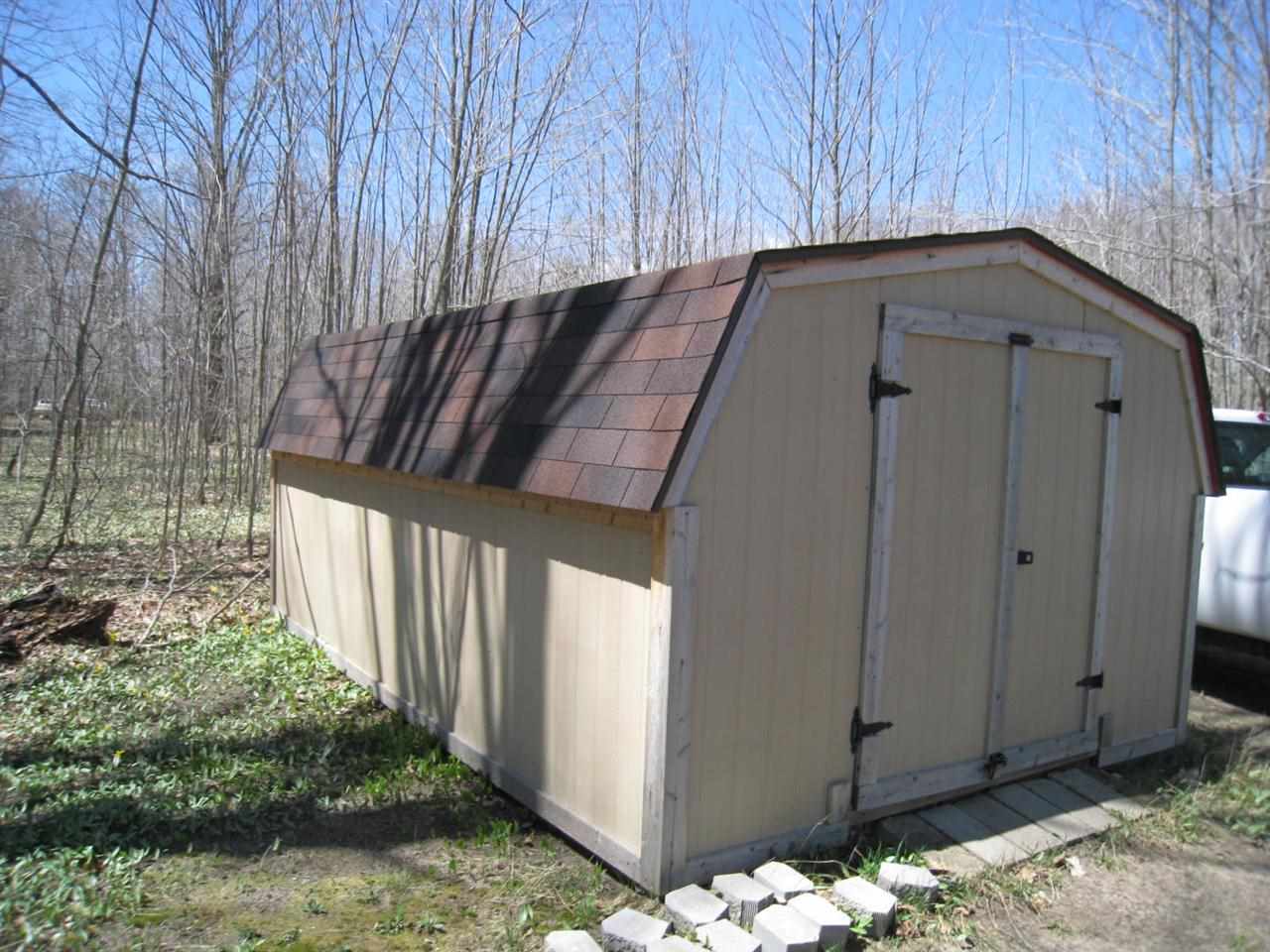 12852 Oakley Road Honor, MI 49640 - Photo 20 of 31 1783949-21.JPG
