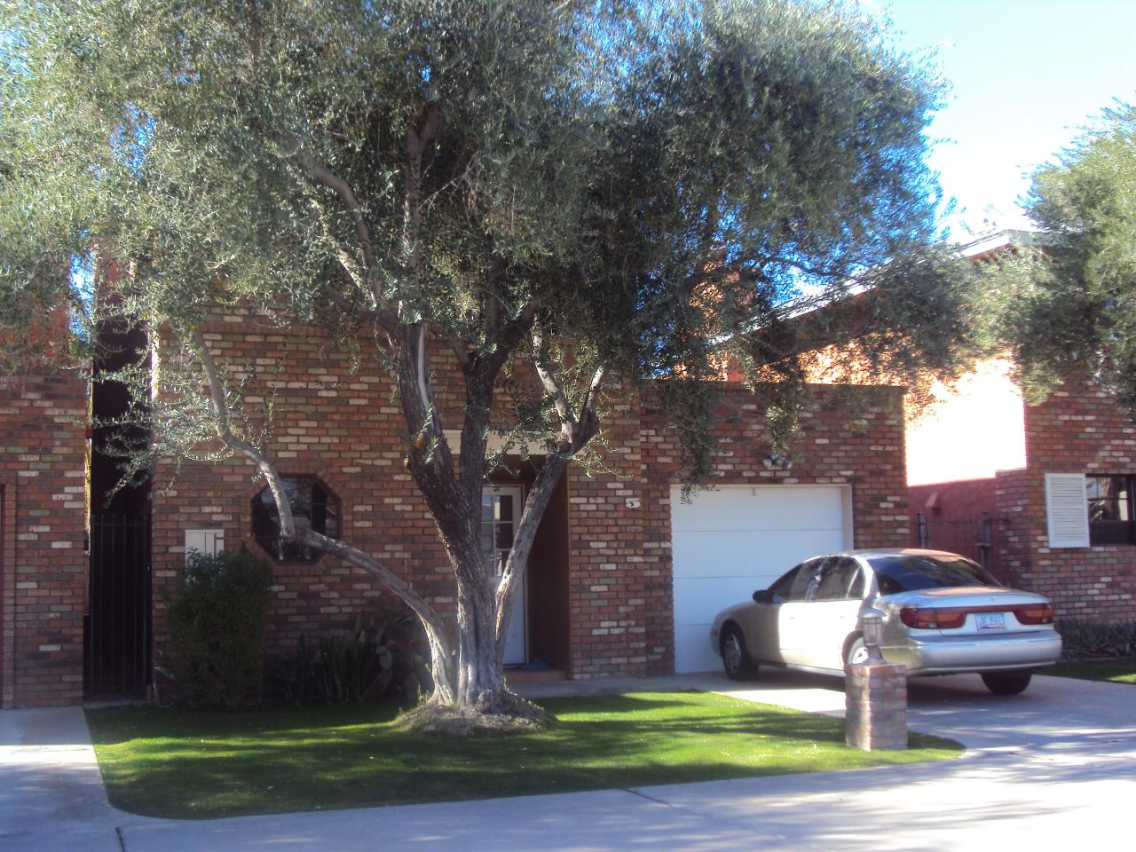 373 East Coronado Road, Unit 5 Phoenix, AZ 85004 - Photo 1 of 2 Front of Unit