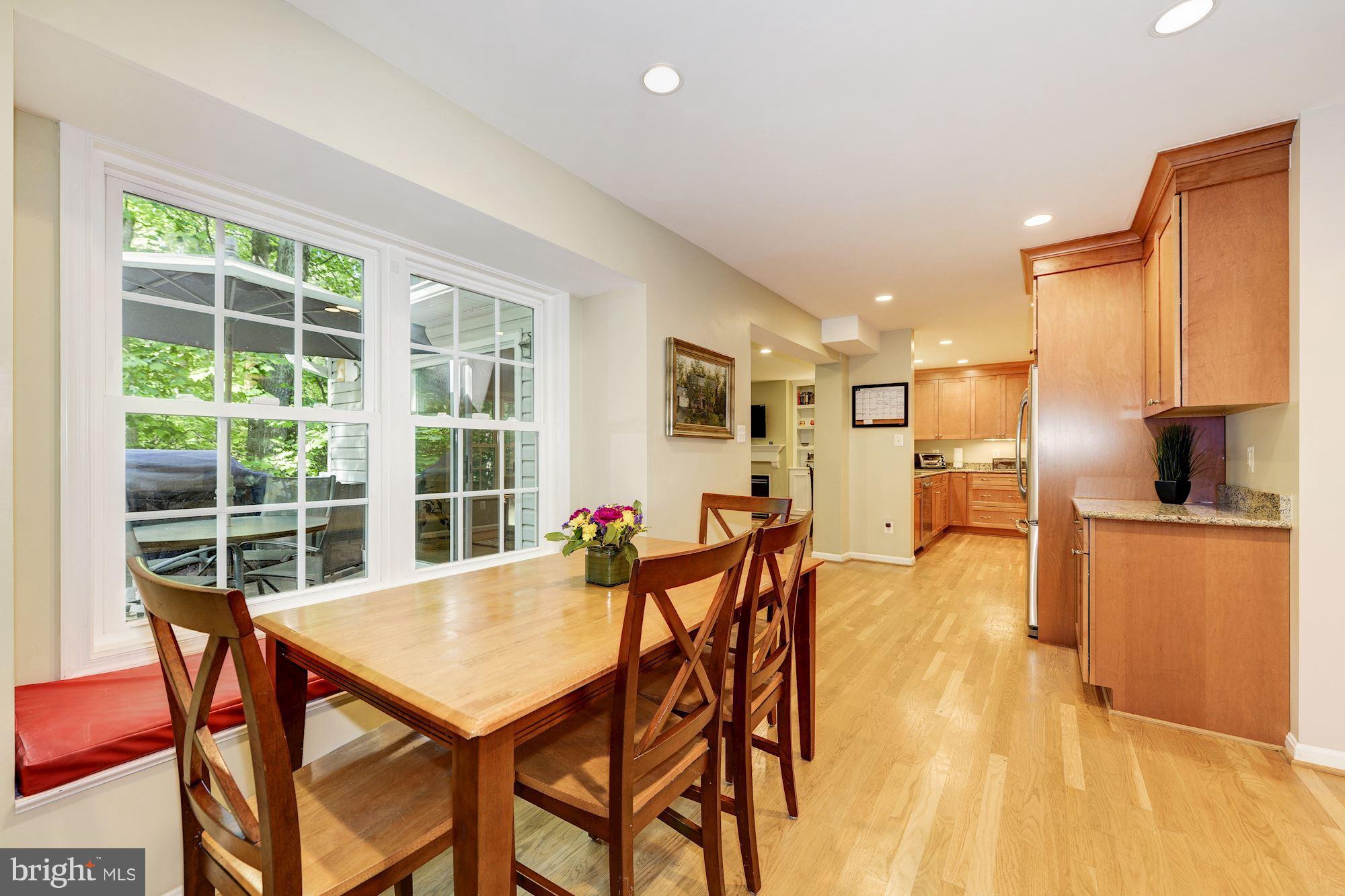 11603 Clipstone Lane Reston, VA 20191 - Photo 11 of 30 Breakfast Nook