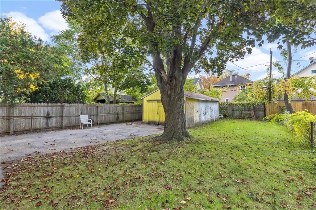 131 Dorbeth Road Rochester, NY 14621 - Photo 3 of 14