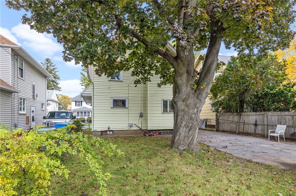 131 Dorbeth Road Rochester, NY 14621 - Photo 5 of 14