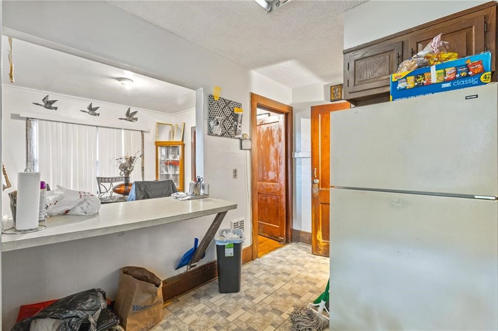 131 Dorbeth Road Rochester, NY 14621 - Photo 7 of 14