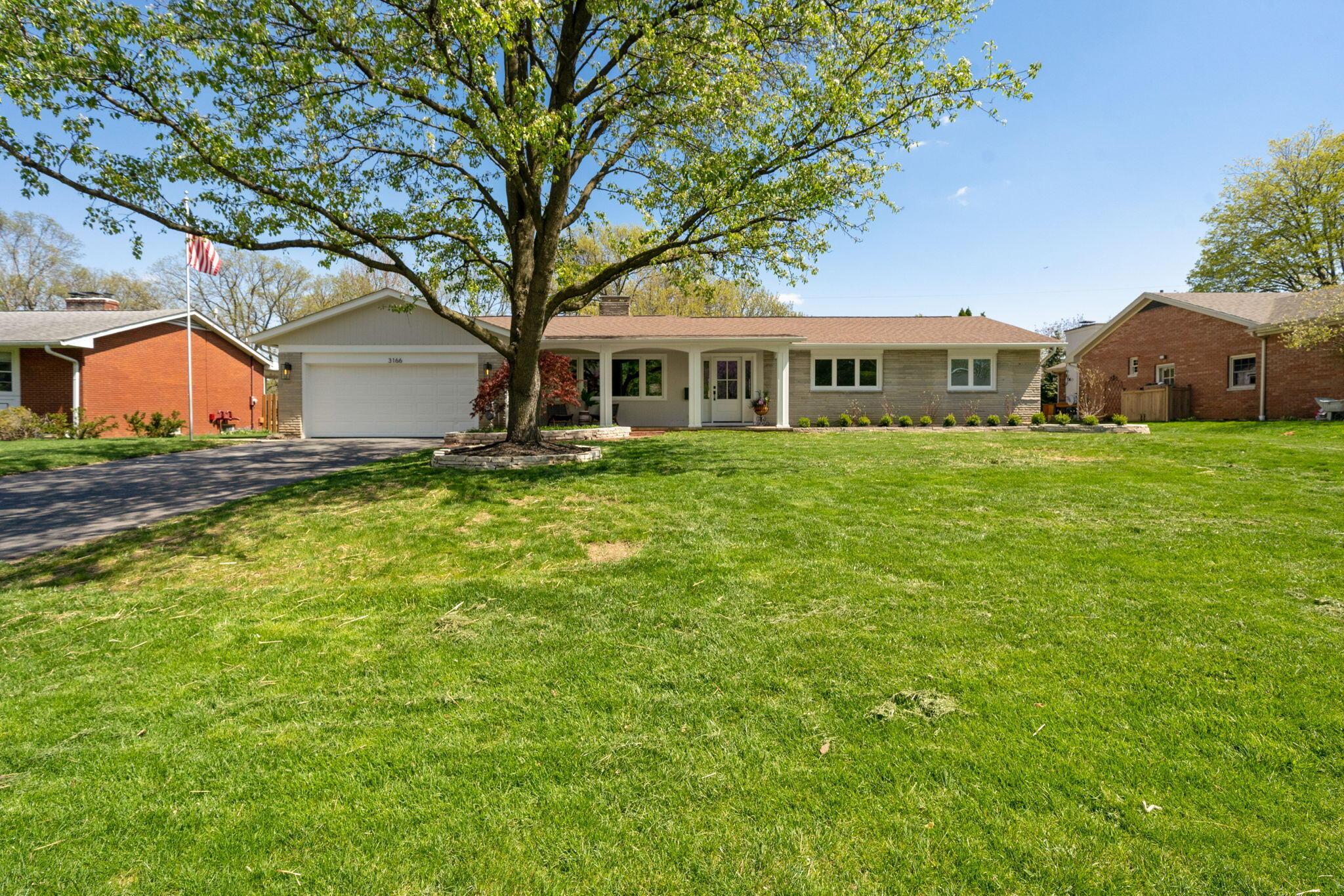 3166 Bembridge Road Columbus, OH 43221 - Photo 2 of 90 1-web-or-mls-DSC02640