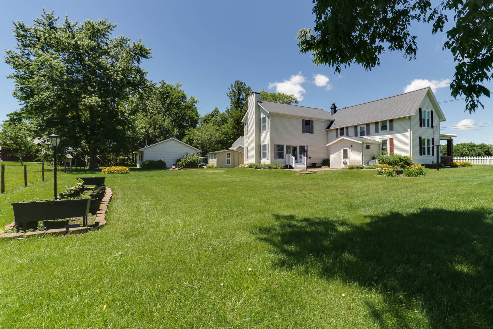 409 Woodrig Road Bloomington, IL 61704 - Photo 41 of 44