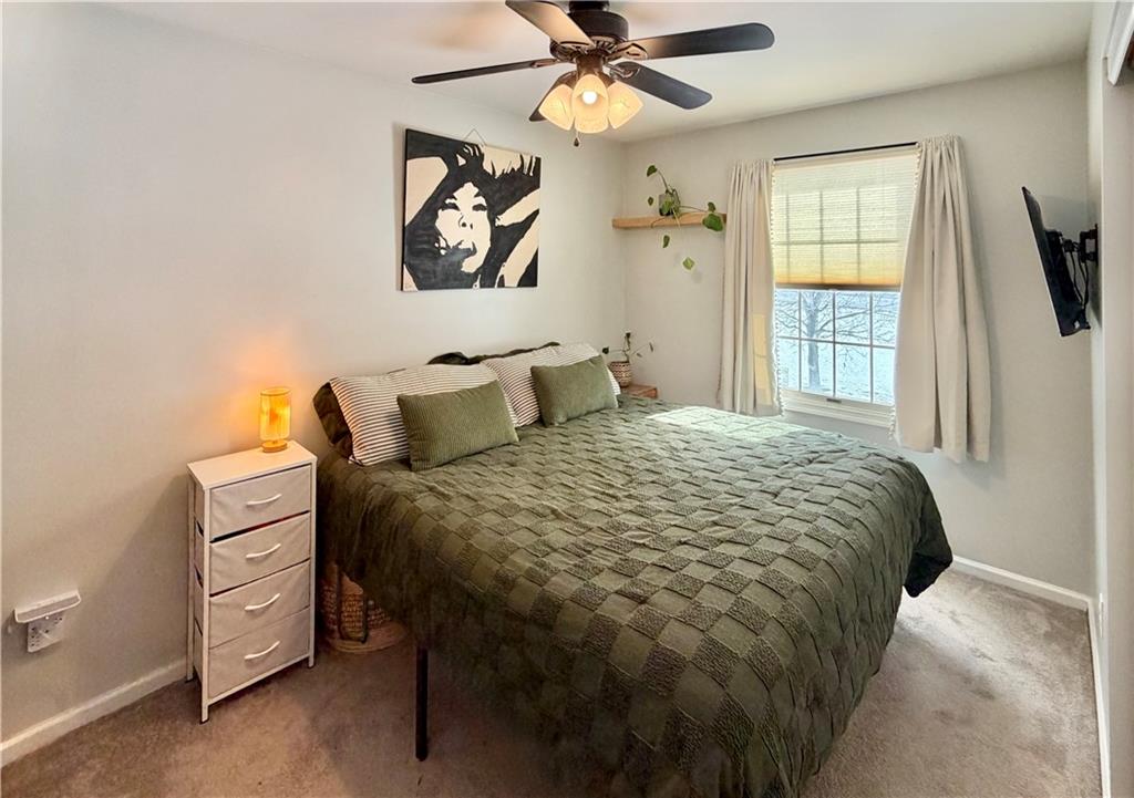 110 West McQuistion Road Butler, PA 16001 - Photo 11 of 32 a bedroom with a bed and a window