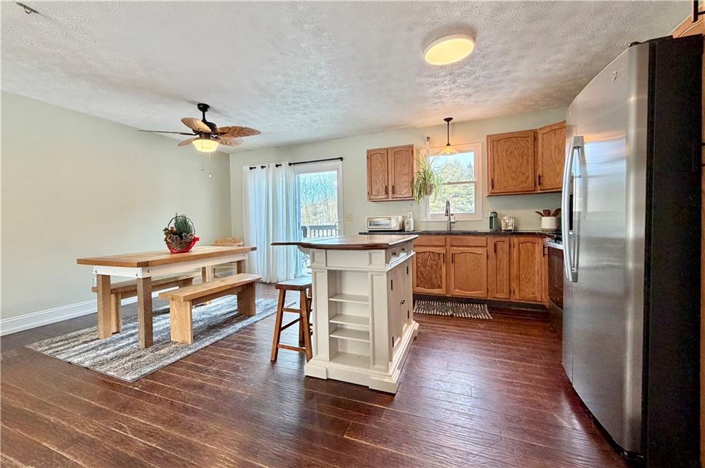 110 West McQuistion Road Butler, PA 16001 - Photo 4 of 32 a kitchen with a sink cabinets and window
