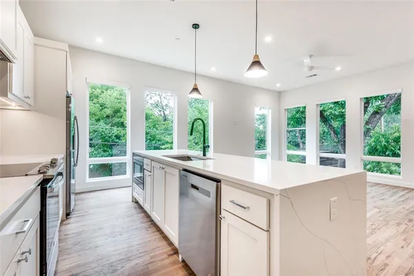 $4,195 | 6319 Richmond Avenue, Unit 112, Dallas, TX 75214