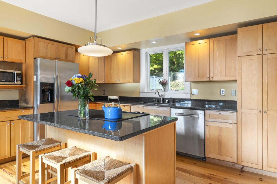 51 River Road Newcastle, ME 04553 - Photo 9 of 46 9