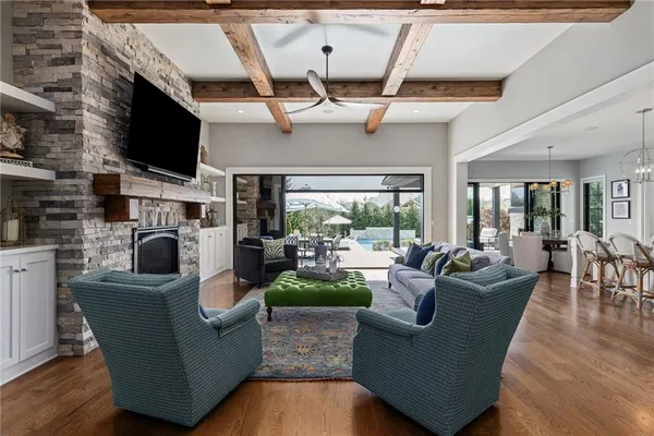 $2,875,000 | 16913 Bond Street, Overland Park, KS 66221