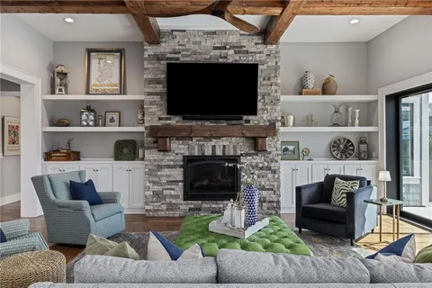 $2,875,000 | 16913 Bond Street, Overland Park, KS 66221