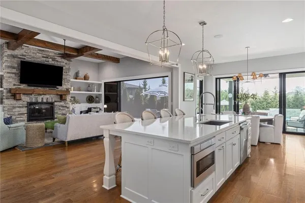 $2,875,000 | 16913 Bond Street, Overland Park, KS 66221