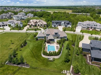 $2,875,000 | 16913 Bond Street, Overland Park, KS 66221