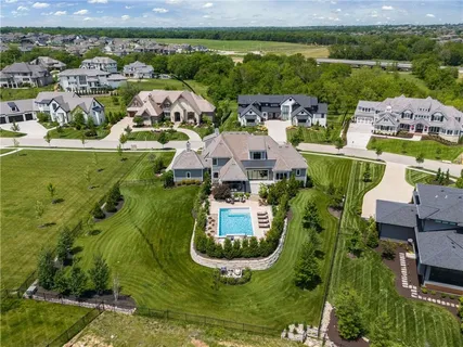 $2,875,000 | 16913 Bond Street, Overland Park, KS 66221