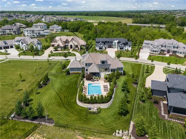 $2,875,000 | 16913 Bond Street, Overland Park, KS 66221