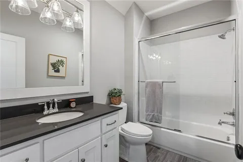 $2,875,000 | 16913 Bond Street, Overland Park, KS 66221