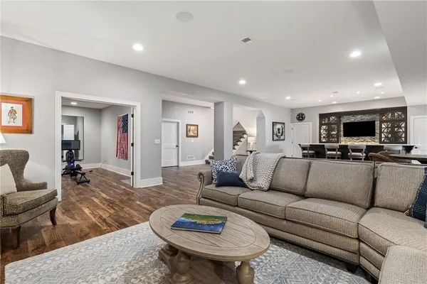 $2,875,000 | 16913 Bond Street, Overland Park, KS 66221