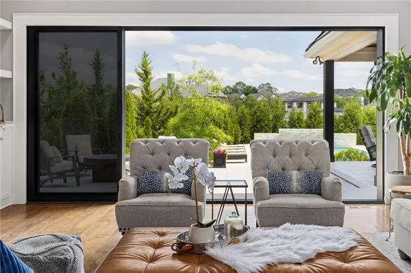 $2,875,000 | 16913 Bond Street, Overland Park, KS 66221