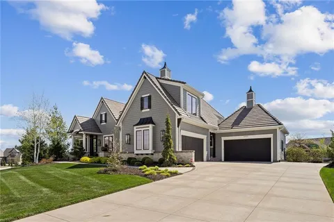 $2,875,000 | 16913 Bond Street, Overland Park, KS 66221