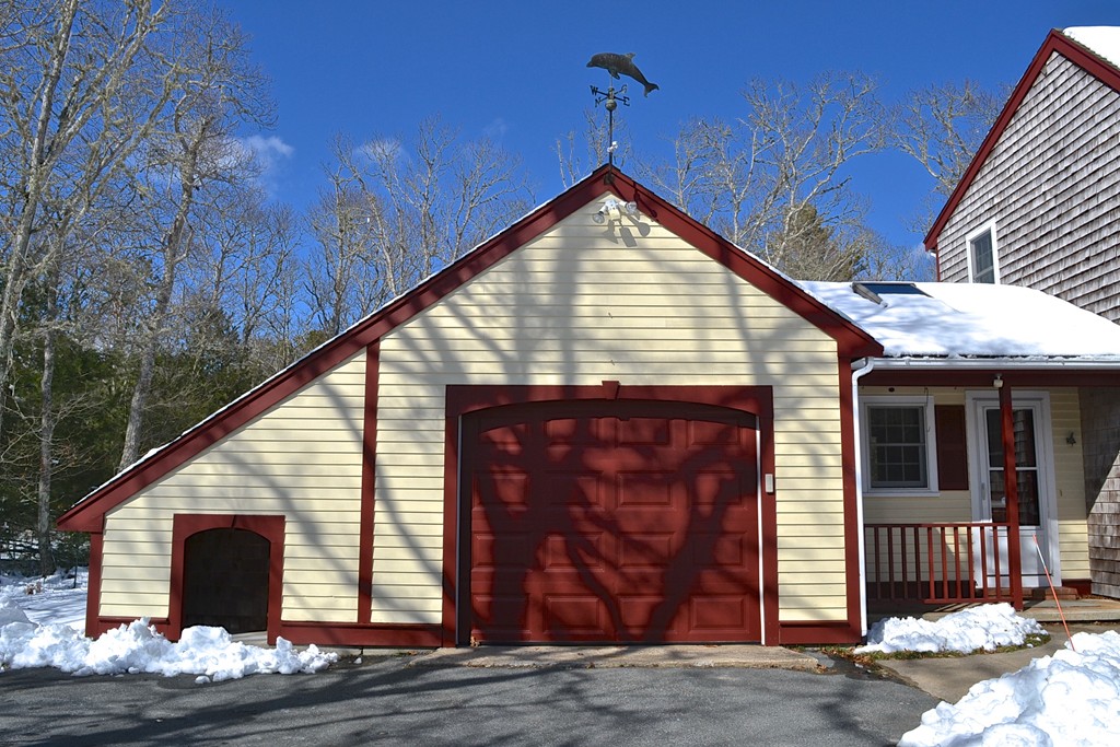 190 Great Neck Road Wareham, MA 02571 - Photo 2 of 17 Gallery Image 2