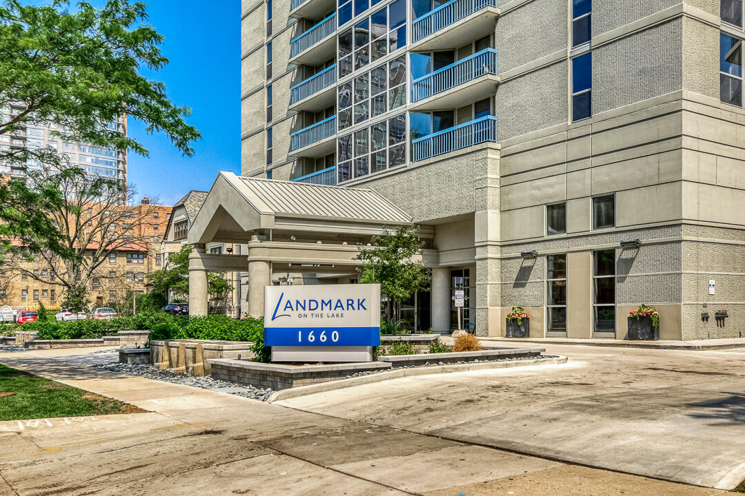 1660 North Prospect Avenue, Unit 506 Milwaukee, WI 53202 - Photo 16 of 31 1660 N Prospect Ave 506