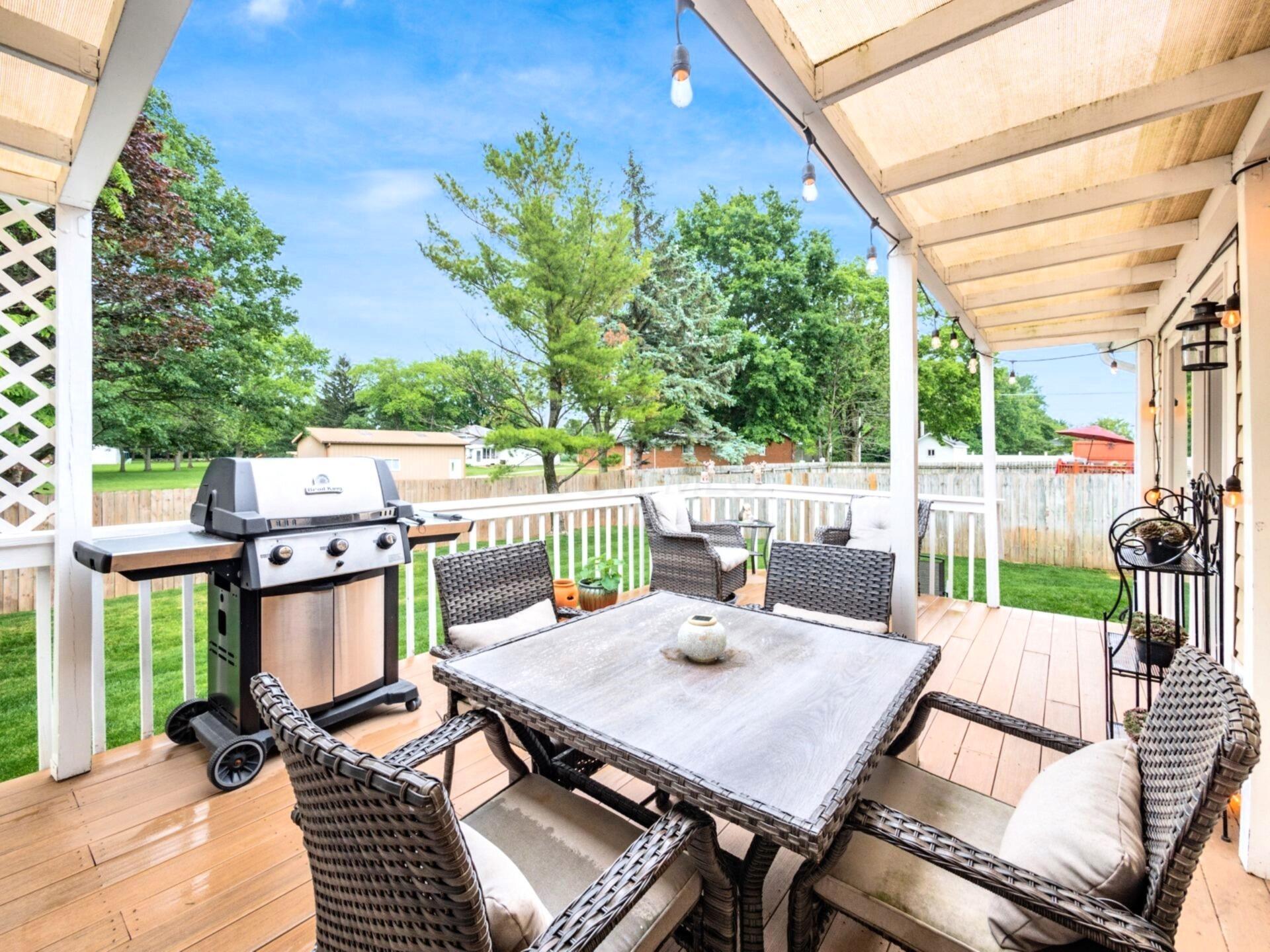 2568 Windflower Road Hilliard, OH 43026 - Photo 32 of 36 Outdoor Living