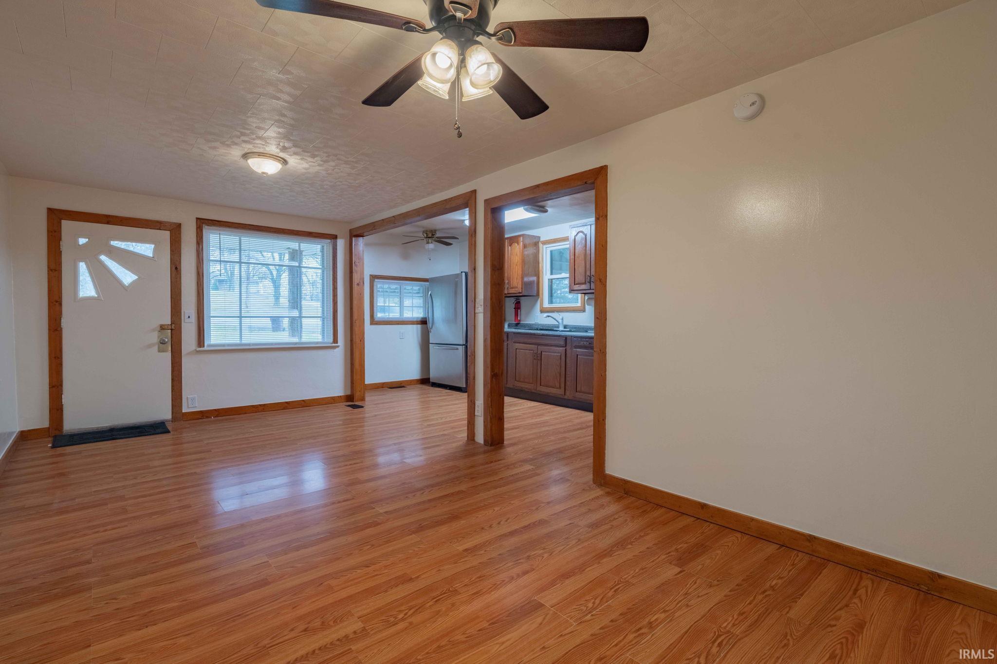 3105 North Huntington Road Marion, IN 46952 - Photo 4 of 15