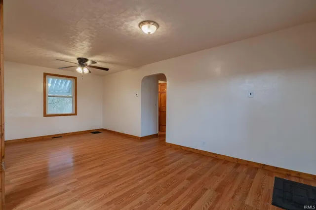 $158,000 | 3105 North Huntington Road, Marion, IN 46952