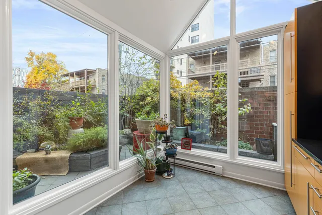 $400,000 | 5400 South Hyde Park Boulevard, Unit 7A, Chicago, IL 60615