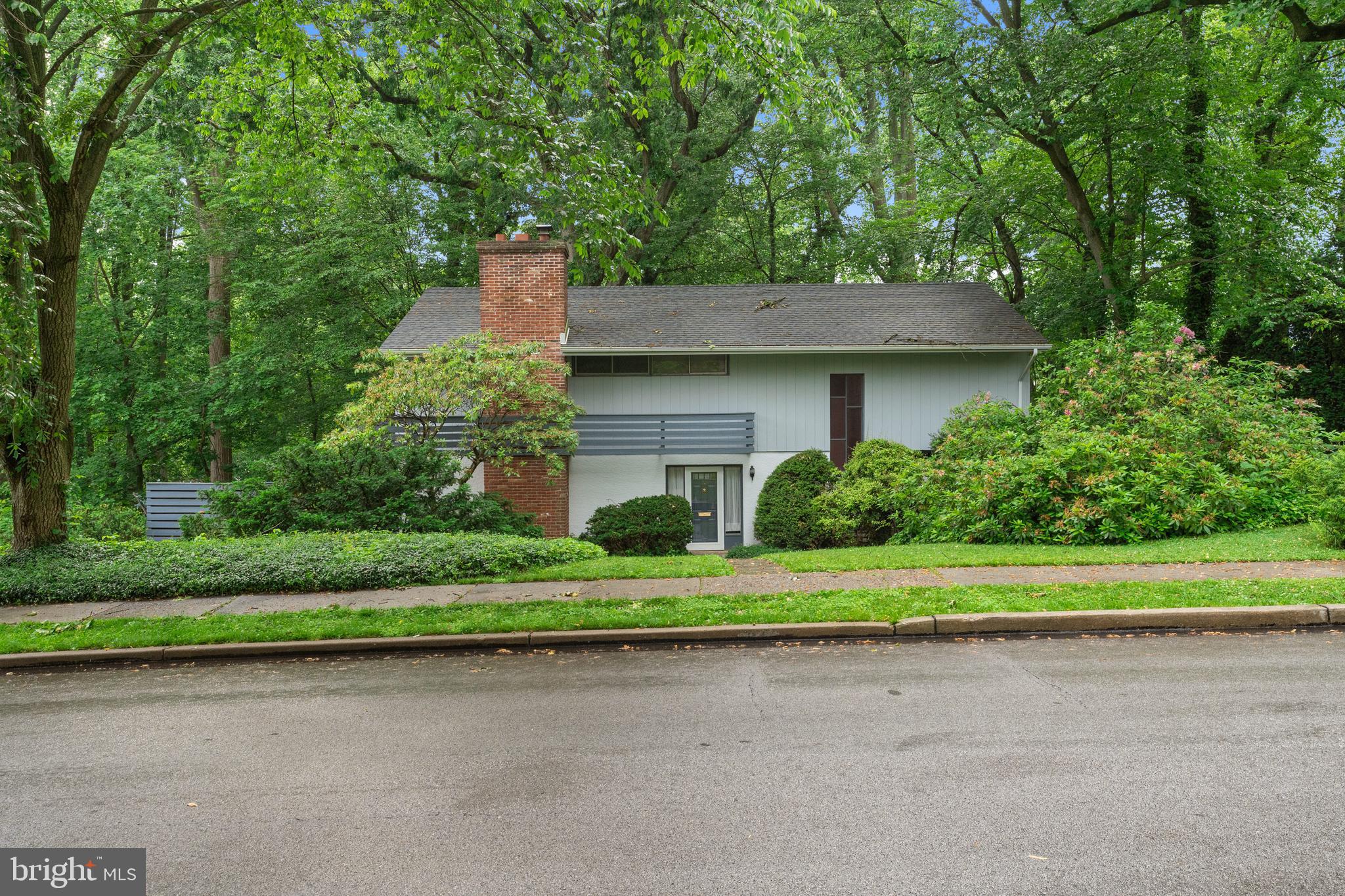 84 South Britton Road Springfield, PA 19064 - Photo 2 of 33