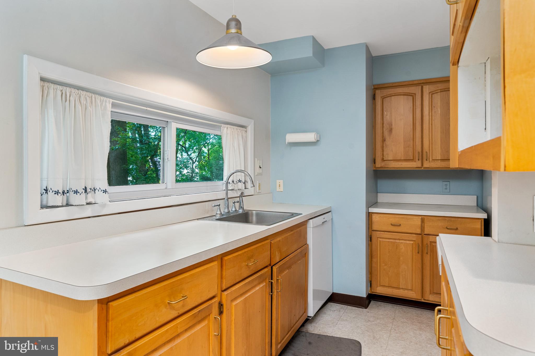 84 South Britton Road Springfield, PA 19064 - Photo 10 of 33