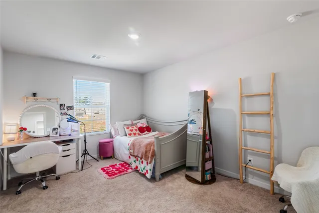 $2,100 | 123 Alset Circle, Magnolia, TX 77354