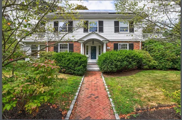 $5,500 | 269 Waltham Street, Newton, MA 02465