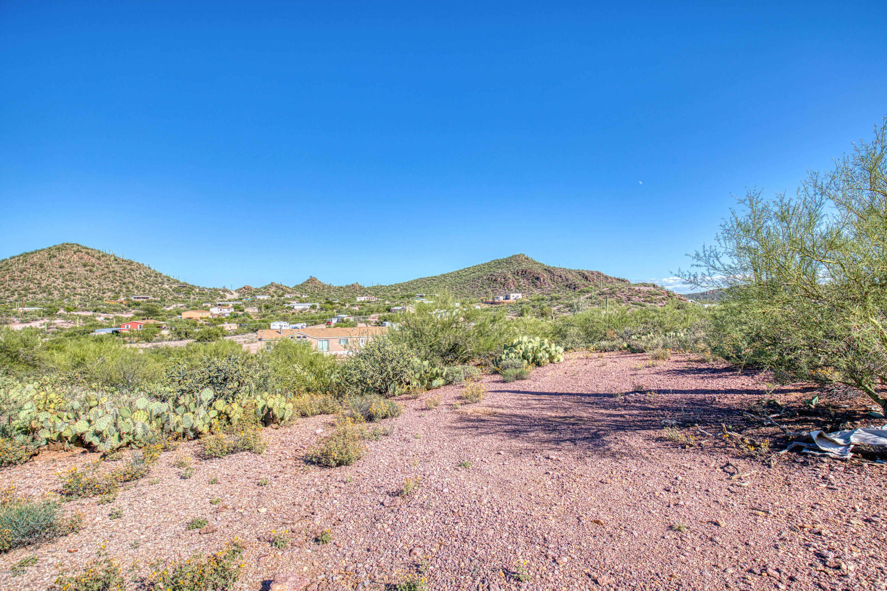 4651 West Bilby Road, Unit 3 Tucson, AZ 85757 - Photo 17 of 24
