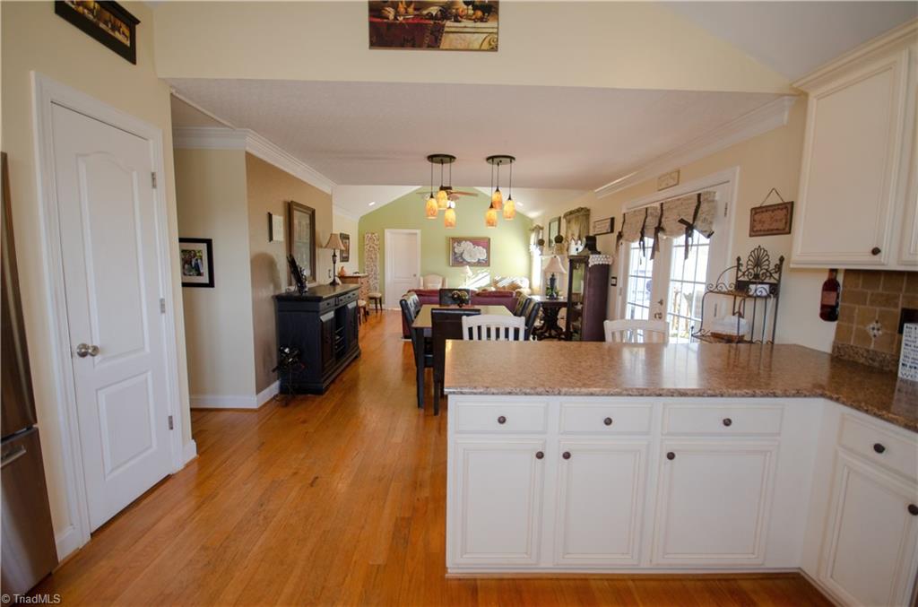 2914 Clear Ridge Drive Trinity, NC 27370 - Photo 7 of 30 Gallery Image 7
