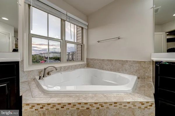 $3,749 | 23697 Sailfish Square, Brambleton, VA 20148