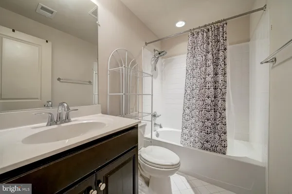 $3,749 | 23697 Sailfish Square, Brambleton, VA 20148