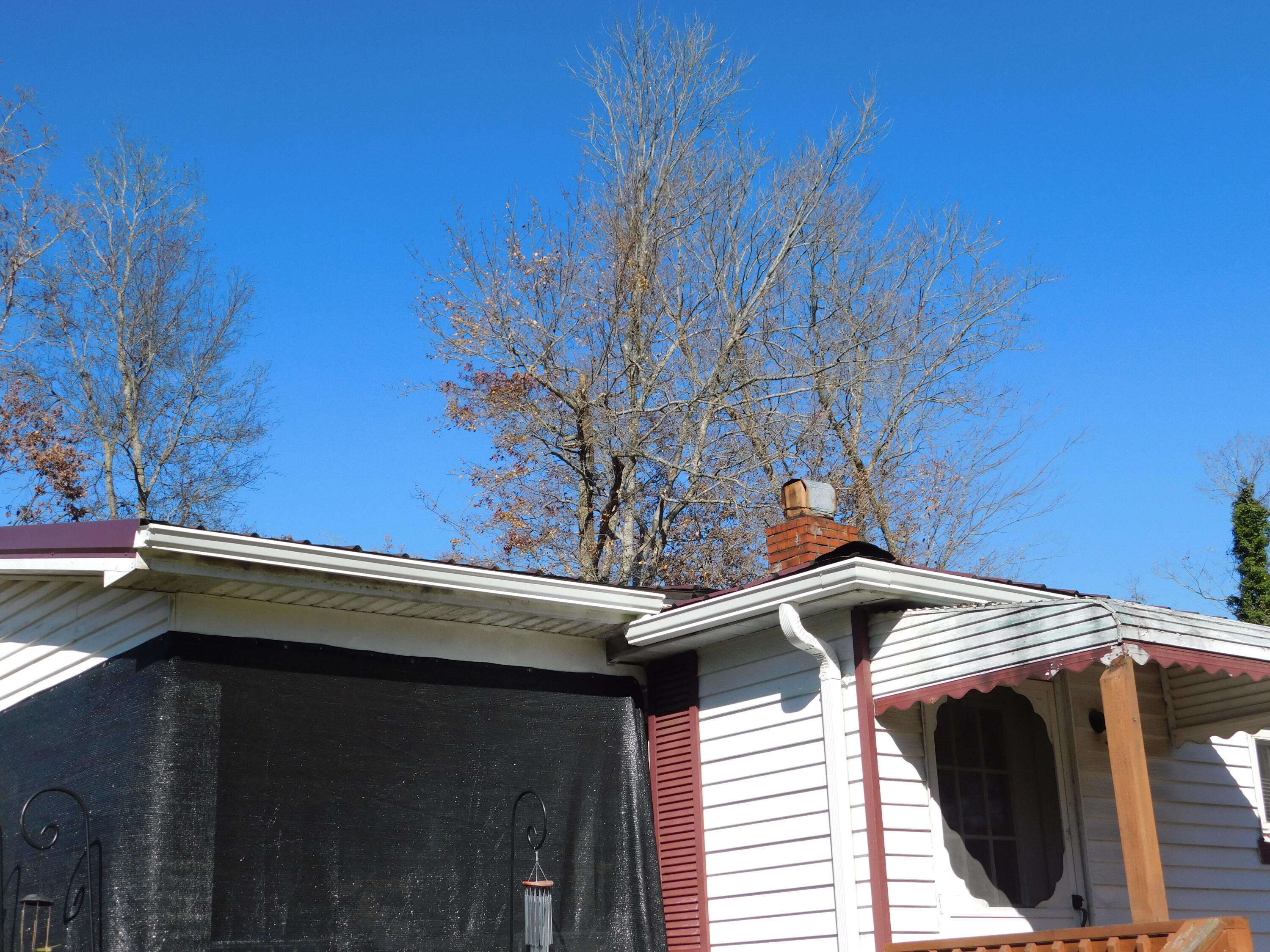 2592 Dungannon Road Coeburn, VA 24230 - Photo 4 of 27 New Gutters