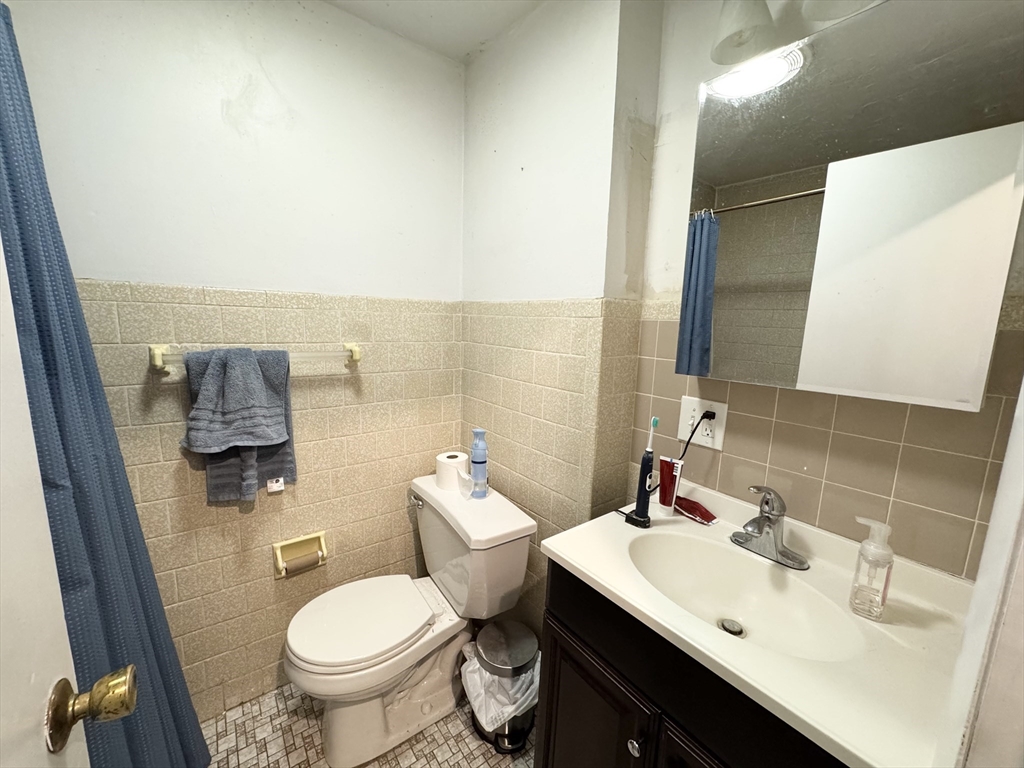 58 Prince Street, Unit 6 Boston, MA 02113 - Photo 6 of 9